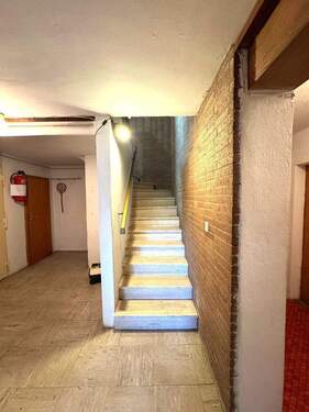 Treppe zum Souterrain - 