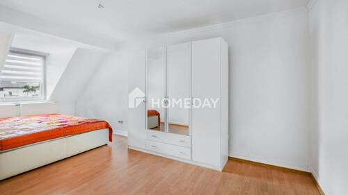 Schlafzimmer 1 - Etagenwohnung mit 75,00 m² in Pforzheim zum Kaufen