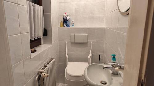 EG - WC - 