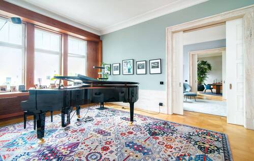 Musik Zimmer - 7 Zimmer Etagenwohnung in Berlin