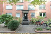 Hauseingang - 3 Zimmer Etagenwohnung in Hamburg