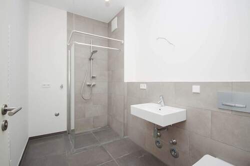 Badezimmer II - 