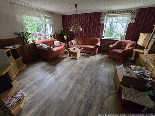 Wohnzimmer im OG - Einfamilienhaus mit 212,00 m&sup2; in Chemnitz zum Kaufen