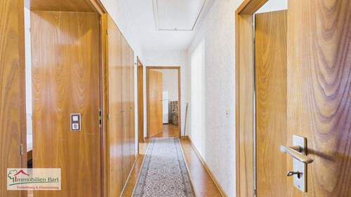 EG-Diele mit Einbauschrämken - 