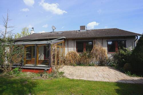 Ansicht Garten - 4 Zimmer Einfamilienhaus zum Kaufen in Braunschweig / Querum