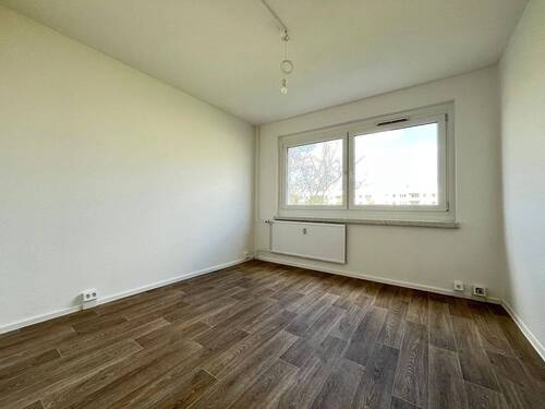 Schlafzimmer - 4 Zimmer Etagenwohnung zur Miete in Chemnitz
