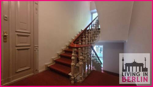 Treppenhaus - Etagenwohnung mit 135,20 m&sup2; in Berlin zur Miete