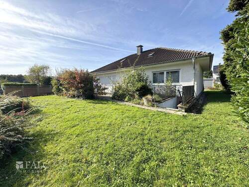 Rückansicht - 4 Zimmer Bungalow zum Kaufen in Lohmar