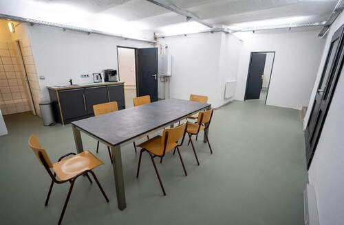 Lounge mit Küchenzeile - Büro in München