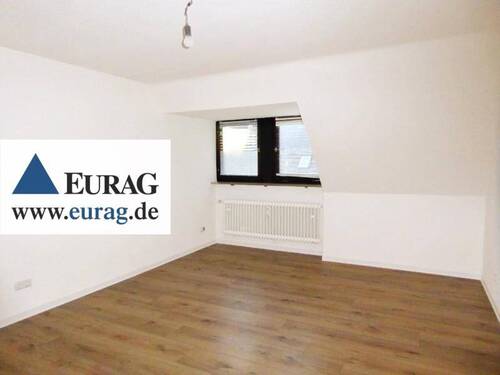 Zimmer 1 - N-Thon: Hell und Gemütlich- 2-Zi-Whg (2.OG o.A.) mit Tageslichtbad