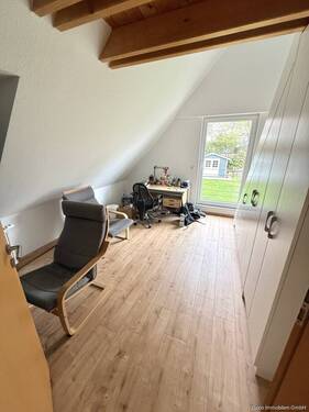 Jugendzimmer 1 - 
