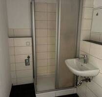 * Singlewohnung * Südpark * bald verfügbar * - Halle (Saale) Südliche Neustadt