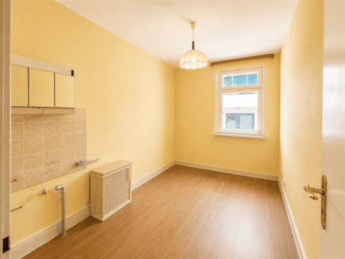 Schlafzimmer 3 oder Badezimmer bei Aufteilung - 