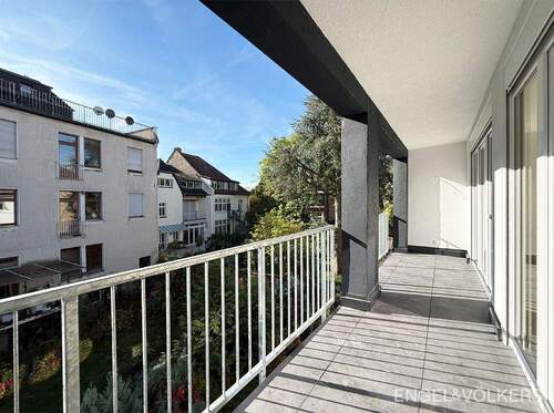 Bild 2 - 3 Zimmer Etagenwohnung zur Miete in Saarbrücken