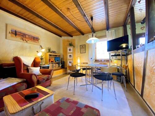 Whg. 2 im OG - Wohnen Teilansicht -2- - 