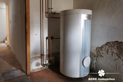 BERK Immobilien - Vorratsbehälter Heizung - 