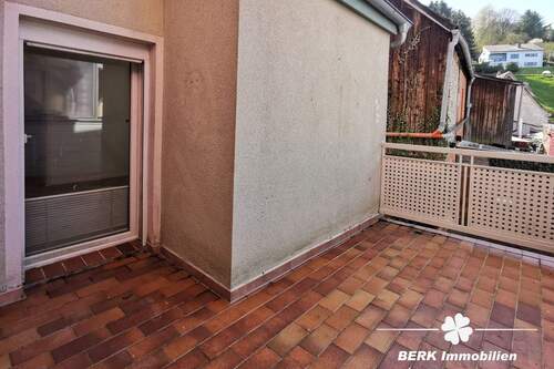 BERK Immobilien - Terrasse - Reihenmittelhaus mit 75,00 m² in Amorbach zum Kaufen