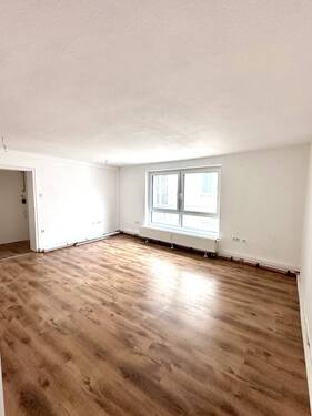 Büroraum mit angrenzendem Serverraum - 4 Zimmer Büro zur Miete in Kaiserslautern