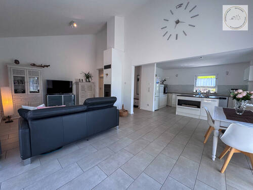 Wohnzimmer - RESERVIERT - Bungalow der Extraklasse - Neubau-Flair zum Ankommen und Genießen