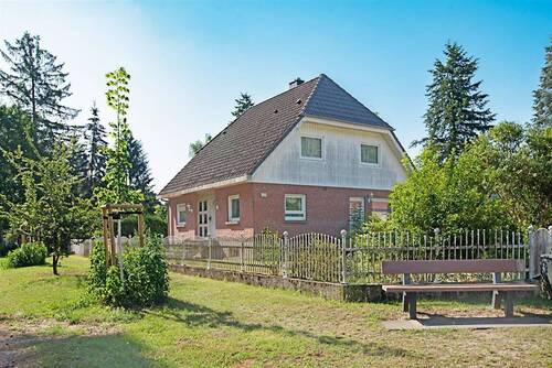 Hausansicht - 6 Zimmer Einfamilienhaus zum Kaufen in Bergfelde