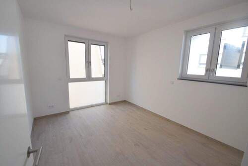 Schlafzimmer - Etagenwohnung mit 74,00 m² in Dreieich zur Miete