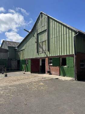 Hofseite - 3 Zimmer Mehrfamilienhaus, Wohnhaus zum Kaufen in Eddelak