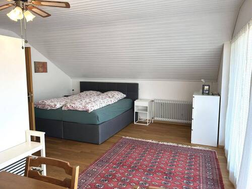 Dachegeschoss: Wohnen / Zimmer - 