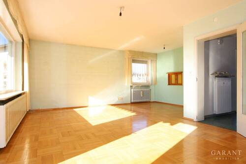 Wohnzimmer - Doppelhaushälfte mit 105,00 m&sup2; in Kaiserslautern zum Kaufen