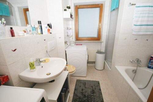 Bad - 2 Zimmer Etagenwohnung in Penzberg