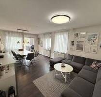 Charmante 4-Zimmer-Wohnung mit Balkon und Hobbyraum Zentrumsnah am Weinberg - Esslingen am Neckar / Mettingen