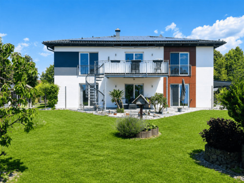 Blick vom Garten - 1 Zimmer Mehrfamilienhaus, Wohnhaus zum Kaufen in Osterhofen