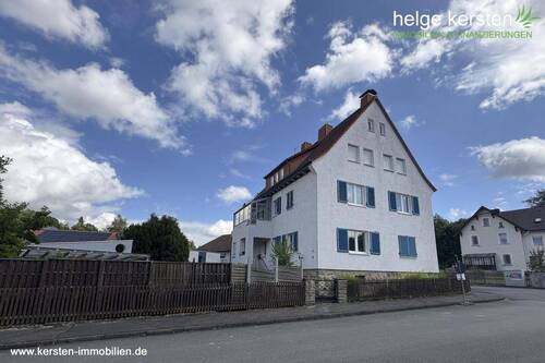 Eingangsbereich - Mehrfamilienhaus, Wohnhaus in Spangenberg