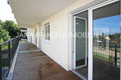 Balkon - 4 Zimmer-Wohnung mit großem Balkon, zwei Bädern und 2 TG-Plätzen
