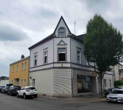Fassade 2 - 1 Zimmer Mehrfamilienhaus, Wohnhaus zum Kaufen in Oberhausen