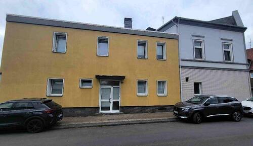 Fassade 3 - 1 Zimmer Mehrfamilienhaus, Wohnhaus in Oberhausen