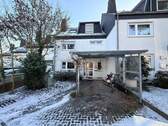 Außenansicht Front - Charmantes Reihenmittelhaus mit genug Platz für die Familie!