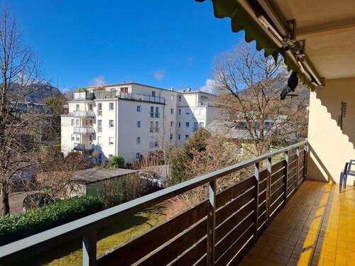 Schlagzimmer Balkon SW - Etagenwohnung mit 97,00 m&sup2; in Bad Reichenhall zur Miete