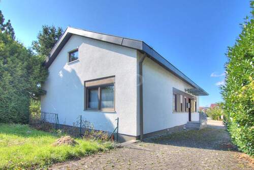 Titelbild - 6 Zimmer Einfamilienhaus zum Kaufen in Oedheim