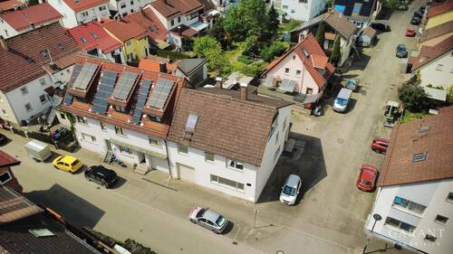Ansicht N/W - Großzügiges Reiheneckhaus mit Doppelgarage und Dachterrasse!
