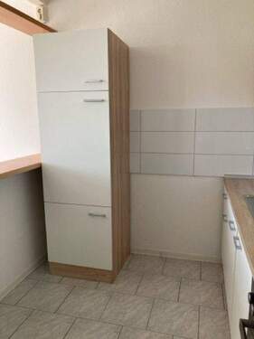 Einbaukühlschrank - 3 Zimmer Etagenwohnung zur Miete in Dessau-Roßlau