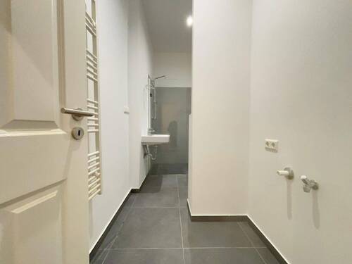 Badezimmer - 5 Zimmer Etagenwohnung zur Miete in Eberswalde