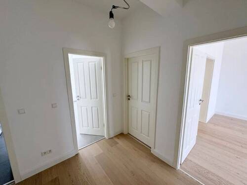 Eingangsbereich - Etagenwohnung mit 128,00 m² in Eberswalde zur Miete