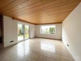 Wohnzimmer - 7 Zimmer Doppelhaushälfte in Neu-Ulm