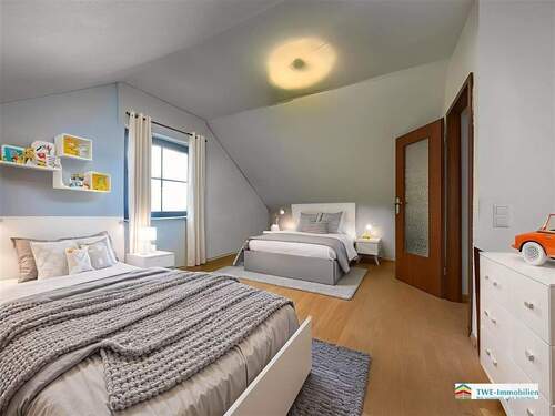 Gäste / Kinderzimmer DG - 