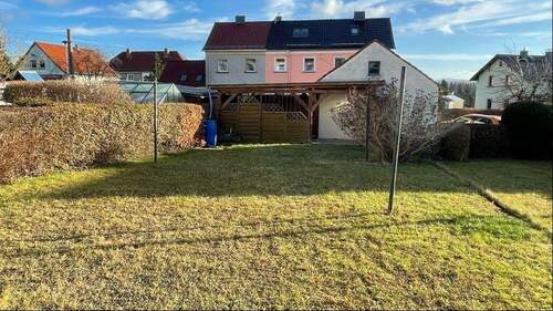 Grundstück - Reihenendhaus mit 71,00 m&sup2; in Dorfhain zum Kaufen