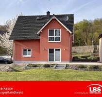 Wohnglück mit sonnigem Garten! - 295.000,00&nbsp;EUR Kaufpreis, ca.&nbsp; 112,00&nbsp;m&sup2;&nbsp;Wohnfl&auml;che in Lützen (PLZ: 06686) Dehlitz