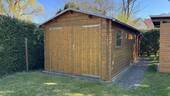 Garage im Garten - 