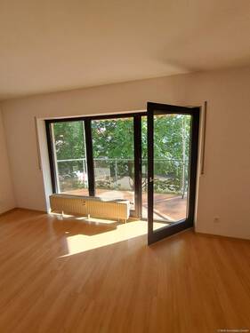 Wohnzimmer Ansicht 1 - 2 Zimmer Etagenwohnung zur Miete in Karben