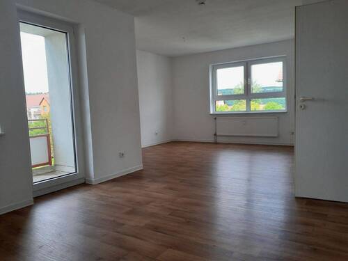 Wohnzimmer - Wohntraum in Kurort Bad Kösen - 379,00&nbsp;EUR Kaltmiete, ca.&nbsp; 58,30&nbsp;m&sup2;&nbsp;Wohnfl&auml;che