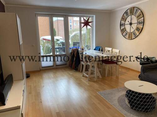 Wohnzimmer 1 - 3 Zimmer Etagenwohnung in Norderstedt